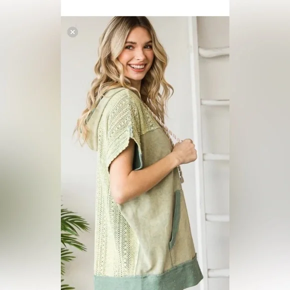 Oli & Hali Sage Green Knit-Yoke V-Neck Hoodie Sweater - Picture 3 of 6